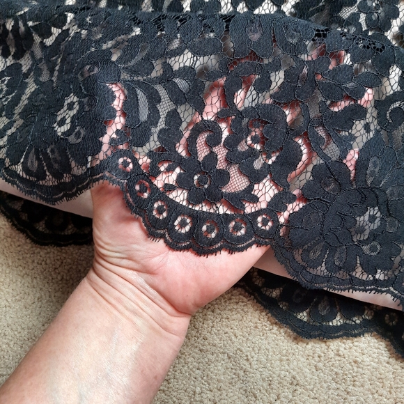 Joe Fresh Lace Mini Skirt Black - Picture 3 of 4